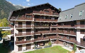 Appartement Avec Terrasse A Chamonix, Parking Et Wifi - Fr-1-343-230
